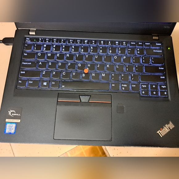 Refurbished Lenovo ThinkPad T470s i5-7300U,2TB NVMe SSD,40GB RAM,Wifi 6E,4G LTE - Picture 3 of 12